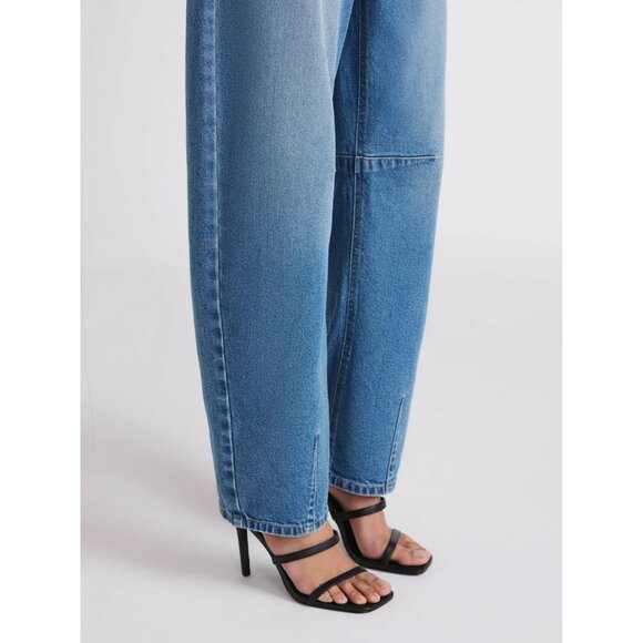 Sofia by Sofia Vergara Women's Barrel Super High Rise Jeans, 27" Inseam, Size 16 - Picture 4 of 5